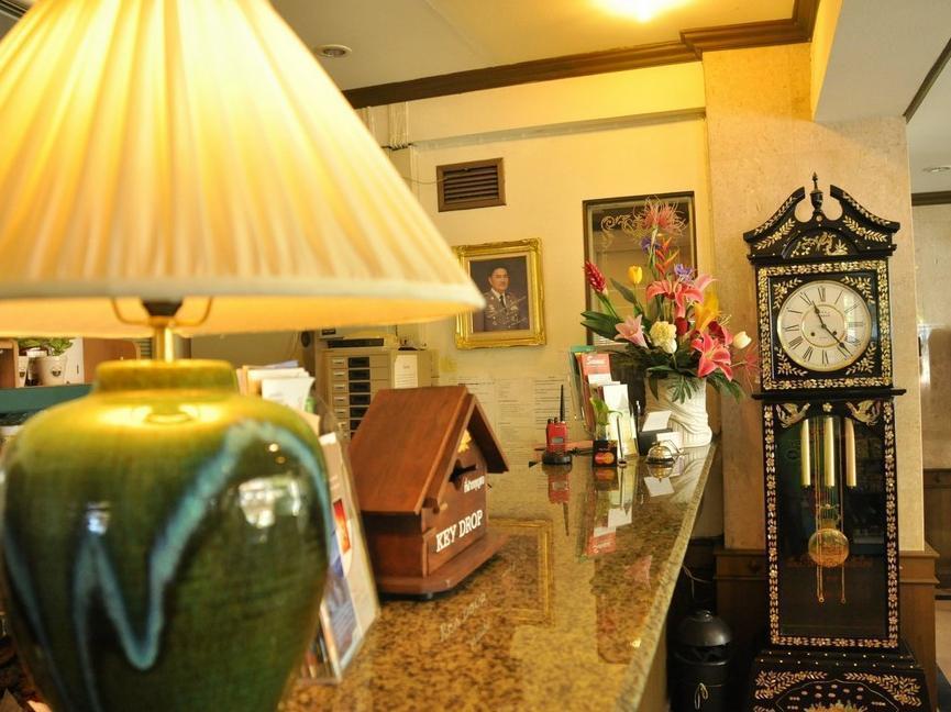 Phawana Sweet Hotel Bangkok Exterior foto