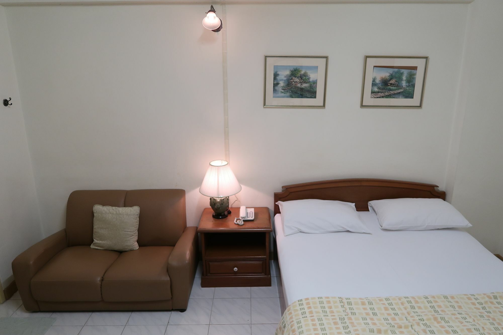 Phawana Sweet Hotel Bangkok Exterior foto